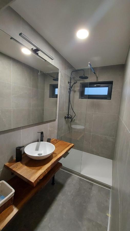 Apartman Cassovia Holcikovce ภายนอก รูปภาพ